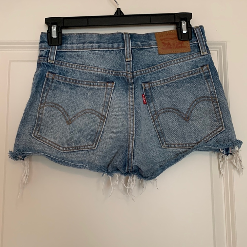 Button fly Levi high rise shorts